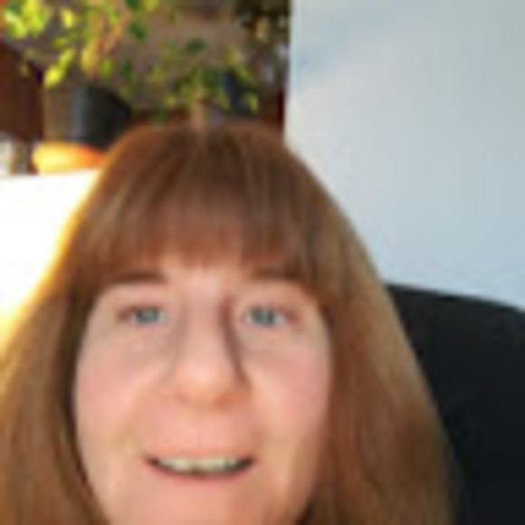 Meet your Posher, Karen - Picture 1 of 1